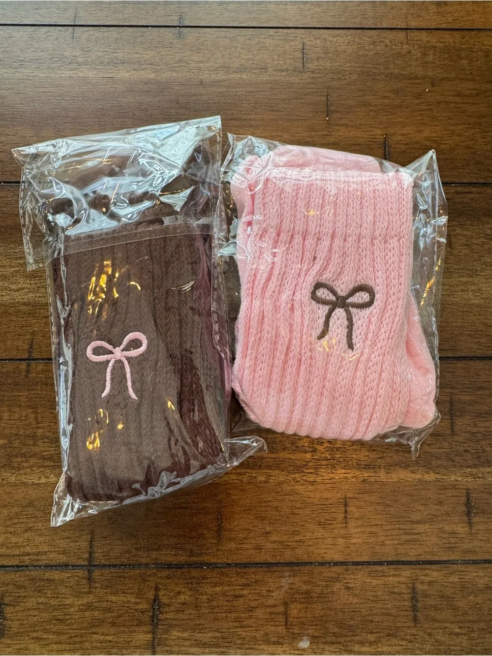Women’s Slouch Socks Size Large Pink Brown Bow Embroidered Cozy Crew Socks